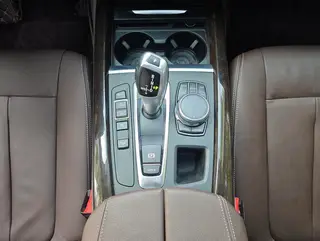BMW X5 2017 xDrive35i Estilo elegante interior foto 16