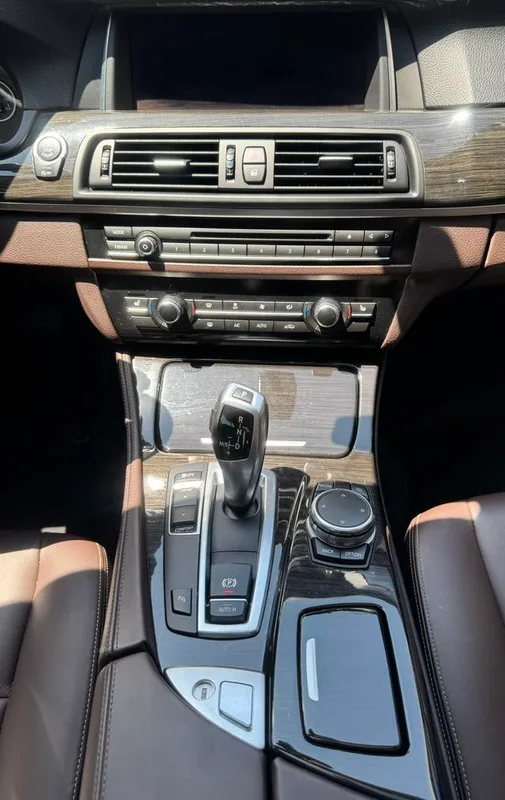BMW 5 Series 2014 525Li Luxury Design Set exterior photo 7 BMW 5 Series 2014 525Li Luxury Design Set exterior photo 7
