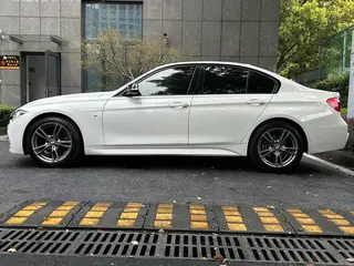 BMW 3 Series 2018 320i M Sports suit exterior photo 4