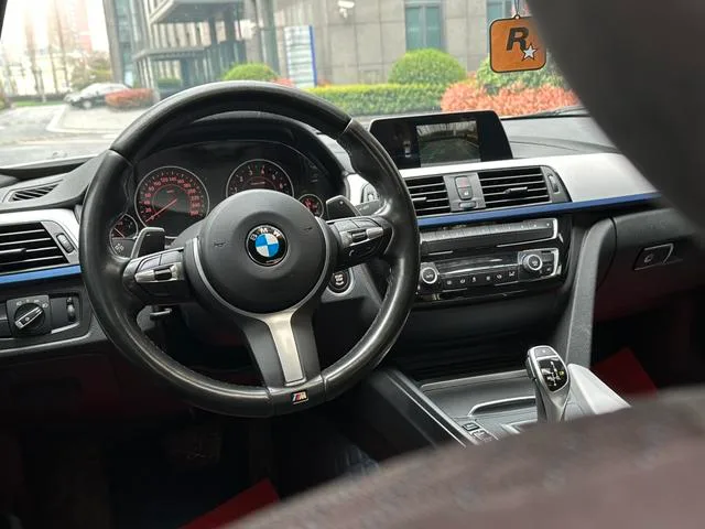 BMW 3 Series 2018 320i M Sports suit exterior photo 10
