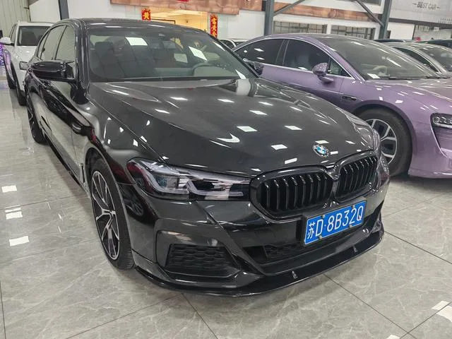 BMW 5 Series 2022 530Li Leading Type M Sports suit exterior photo 2 BMW 5 Series 2022 530Li Leading Type M Sports suit exterior photo 2