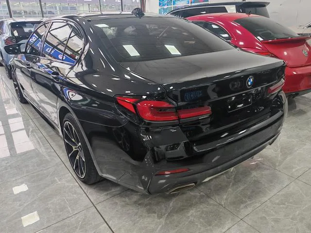 BMW 5 Series 2022 530Li Leading Type M Sports suit interior photo 8 BMW 5 Series 2022 530Li Leading Type M Sports suit interior photo 8