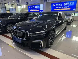 BMW 7 Series 2019 730Li M Sports suit exterior photo 1