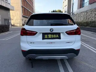 BMW X1 2018 sDrive18Li Tipo de lujo interior foto 8 BMW X1 2018 sDrive18Li Tipo de lujo interior foto 8