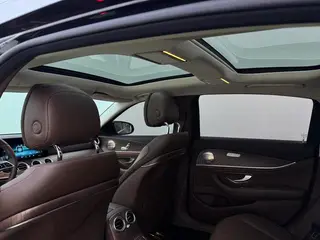 Mercedes-Benz E-Class 2022 E 260 L Coche exterior foto 7 Mercedes-Benz E-Class 2022 E 260 L Coche exterior foto 7