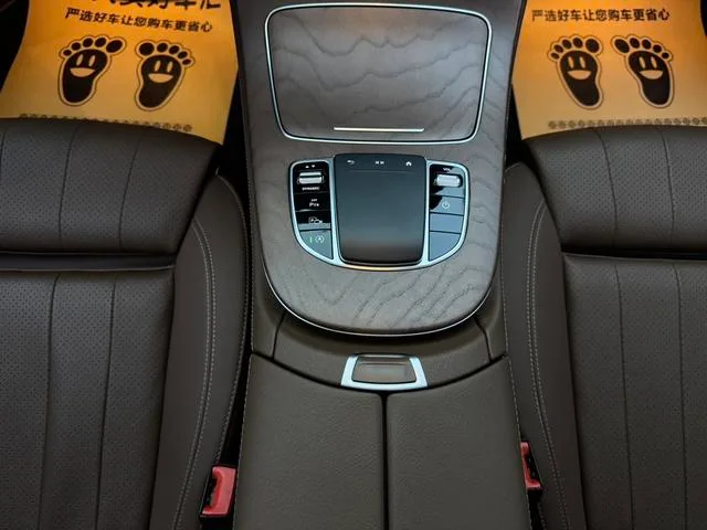 Mercedes-Benz E-Class 2022 E 260 L Coche interior foto 13 Mercedes-Benz E-Class 2022 E 260 L Coche interior foto 13
