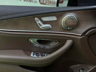 Mercedes-Benz E-Class 2022 E 260 L Coche interior foto 15 Mercedes-Benz E-Class 2022 E 260 L Coche interior foto 15