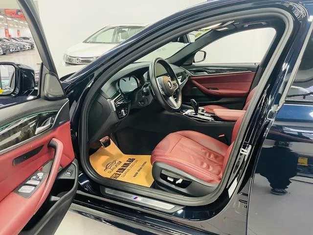 BMW 5 Series 2018 Restyling 530Li Premium Class M Sports suit exterior photo 4