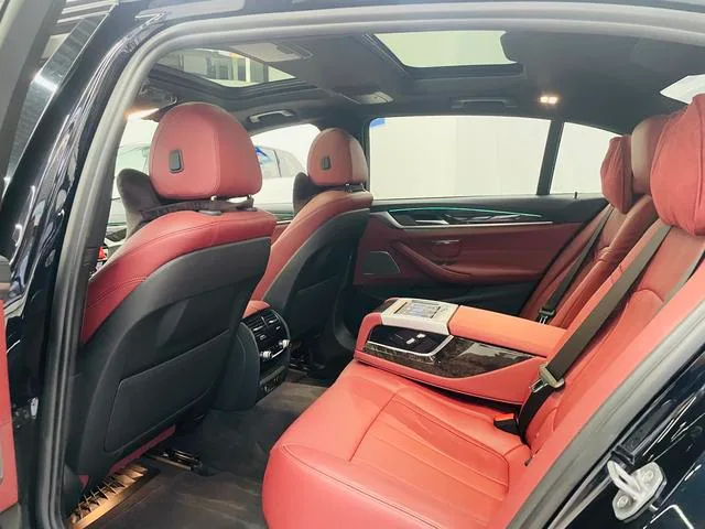 BMW 5 Series 2018 Restyling 530Li Premium Class M Sports suit interior photo 11