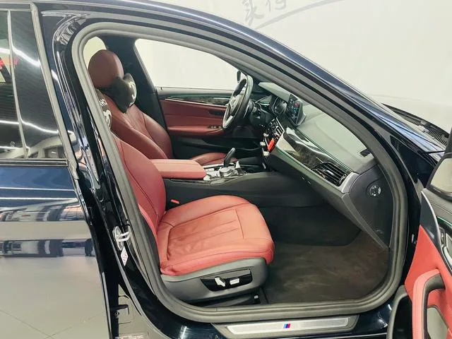 BMW 5 Series 2018 Restyling 530Li Premium Class M Sports suit interior photo 13