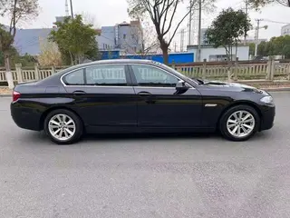 BMW 5 Series 2014 520Li Elegant style exterior photo 4