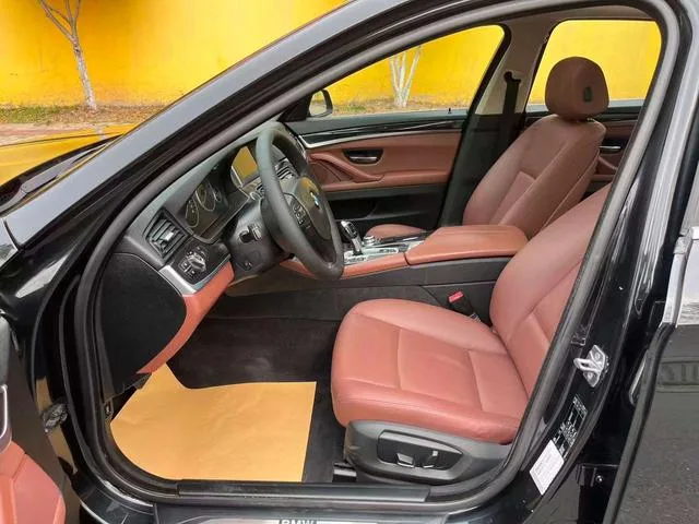 BMW 5 Series 2014 520Li Elegant style exterior photo 9