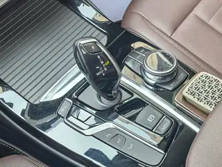 BMW X3 2019 xDrive25i M Sports suit interior photo 20