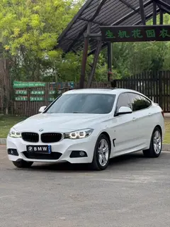 BMW 3 Series GT 2019 320i M Ensemble de sport