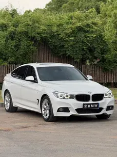 BMW 3 Series GT 2019 320i M Sports suit exterior photo 3