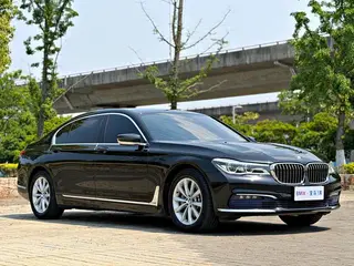 BMW 7 Series 2016 730Li Leader extérieur photo 3 BMW 7 Series 2016 730Li Leader extérieur photo 3