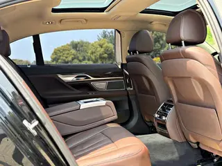BMW 7 Series 2016 730Li Leader intérieur photo 13 BMW 7 Series 2016 730Li Leader intérieur photo 13