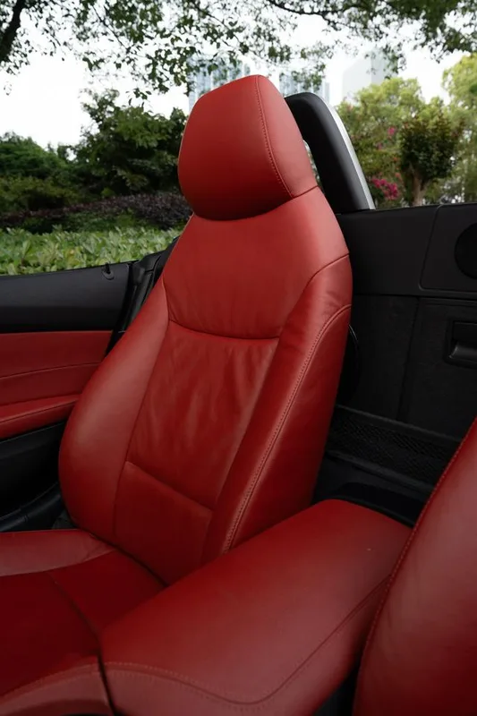 BMW Z4 2013 sDrive20i Leading Type interior photo 10 BMW Z4 2013 sDrive20i Leading Type interior photo 10