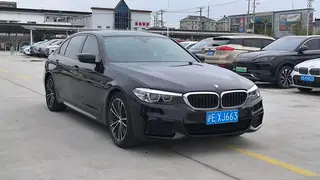 BMW 5 Series 2019 Reforma 530Li Líder M Conjunto deportivo exterior foto 3 BMW 5 Series 2019 Reforma 530Li Líder M Conjunto deportivo exterior foto 3