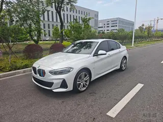 BMW 1 Series 2020 125i Leading Type M Sports suit exterior photo 1 BMW 1 Series 2020 125i Leading Type M Sports suit exterior photo 1