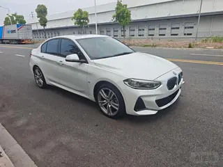 BMW 1 Series 2020 125i Leading Type M Sports suit exterior photo 3 BMW 1 Series 2020 125i Leading Type M Sports suit exterior photo 3