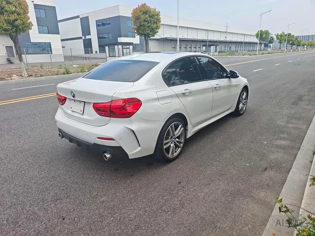 BMW 1 Series 2020 125i Leading Type M Sports suit exterior photo 7 BMW 1 Series 2020 125i Leading Type M Sports suit exterior photo 7