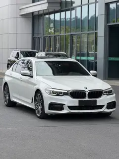 BMW 5 Series 2019 530Li xDrive M Sports suit exterior photo 3 BMW 5 Series 2019 530Li xDrive M Sports suit exterior photo 3