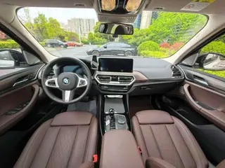 BMW X3 2022 xDrive30i Líder M Traje de noche Yao interior foto 8 BMW X3 2022 xDrive30i Líder M Traje de noche Yao interior foto 8