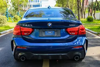 BMW 1 Series 2021 125i M Sports Obsidian Night Edition exterior photo 4