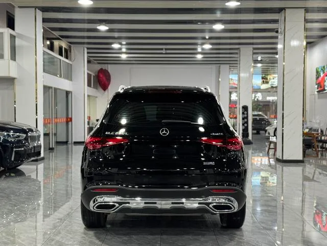 Mercedes-Benz GLC 2023 GLC 260 L 4MATIC Dynamic 5 seat interior photo 12