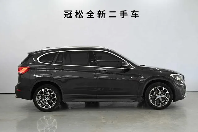 BMW X1 2022 sDrive25Li Leading Type exterior photo 3