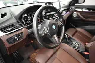 BMW X1 2022 sDrive25Li Leading Type interior photo 12