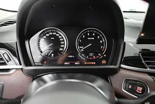 BMW X1 2022 sDrive25Li Leading Type interior photo 13