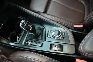 BMW X1 2022 sDrive25Li Leading Type interior photo 15