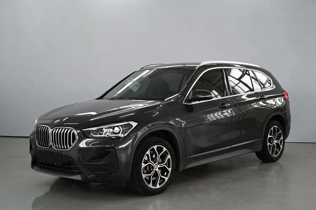 BMW X1 2022 sDrive25Li Leading Type interior photo 20