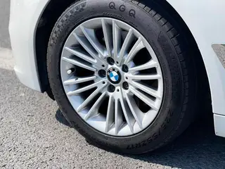 BMW 5 Series 2014 525Li Leading Type exterior photo 6