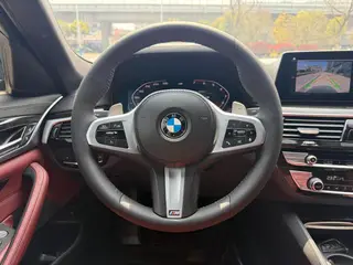 BMW 5 Series 2020 530Li Leader M Ensemble de sport extérieur photo 7 BMW 5 Series 2020 530Li Leader M Ensemble de sport extérieur photo 7
