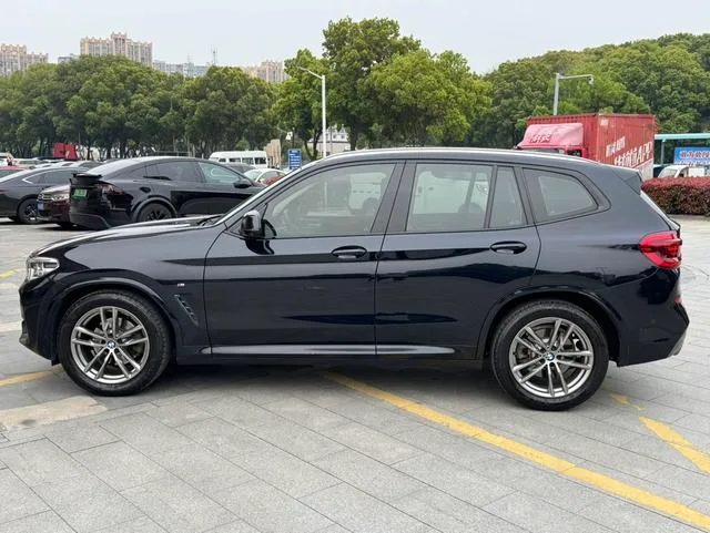 BMW X3 2018 xDrive25i M Sports suit Country VI exterior photo 3