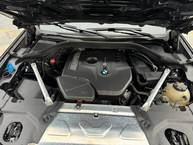 BMW X3 2018 xDrive25i M Sports suit Country VI interior photo 17
