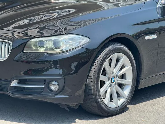 BMW 5 Series 2014 535Li Líder exterior foto 4