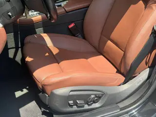 BMW 5 Series 2014 535Li Líder interior foto 16