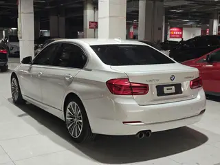 BMW 3 Series 2019 320Li Fashionable exterior photo 4