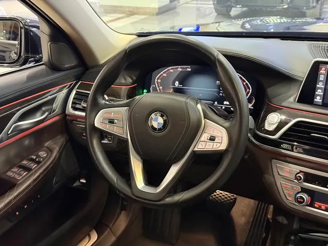 BMW 7 Series 2021 730Li Luxury Set interior photo 10 BMW 7 Series 2021 730Li Luxury Set interior photo 10