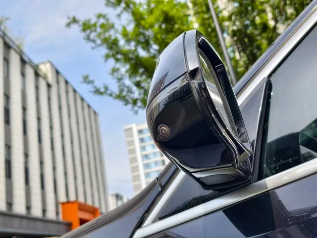 BMW X6 2020 xDrive40i M Conjunto deportivo exterior foto 9