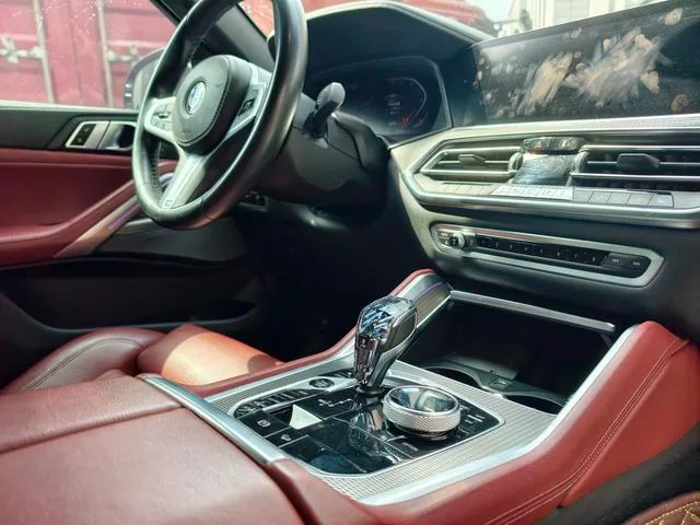 BMW X6 2020 xDrive40i M Conjunto deportivo interior foto 17