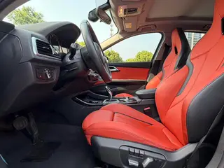 BMW 1 Series 2021 Restyling 125i M Sports Obsidian Night Edition interior photo 8