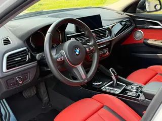 BMW 1 Series 2021 Restyling 125i M Sports Obsidian Night Edition interior photo 9