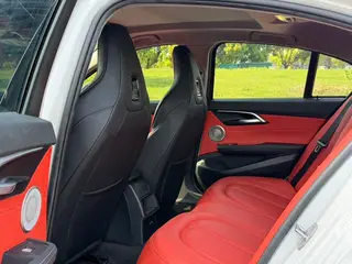BMW 1 Series 2021 Restyling 125i M Sports Obsidian Night Edition interior photo 10