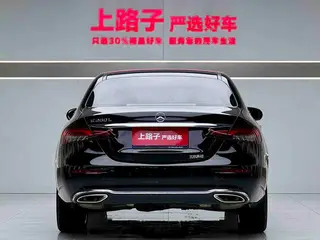 Mercedes-Benz E-Class 2022 E 260 L Coche exterior foto 5 Mercedes-Benz E-Class 2022 E 260 L Coche exterior foto 5