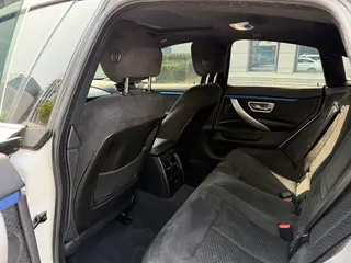 BMW 4 Series 2020 425i Gran Coupe M Sports suit interior photo 10